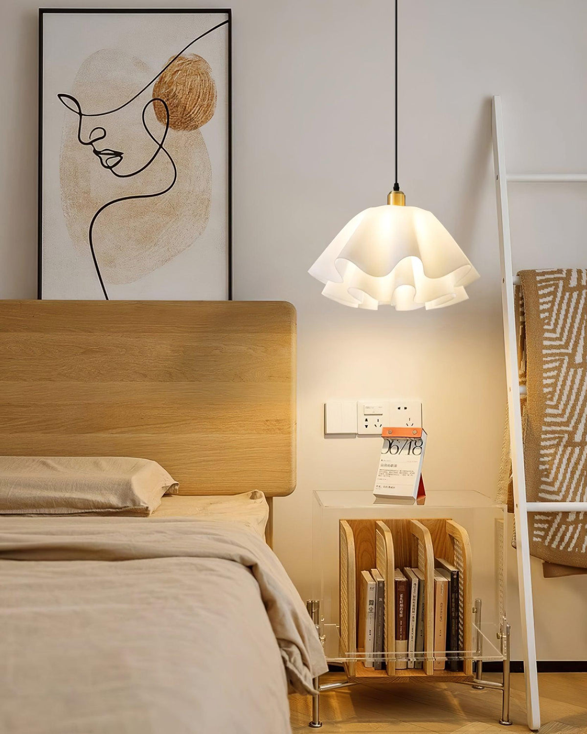 Vero Moderne hanglamp met bloemblaadjes