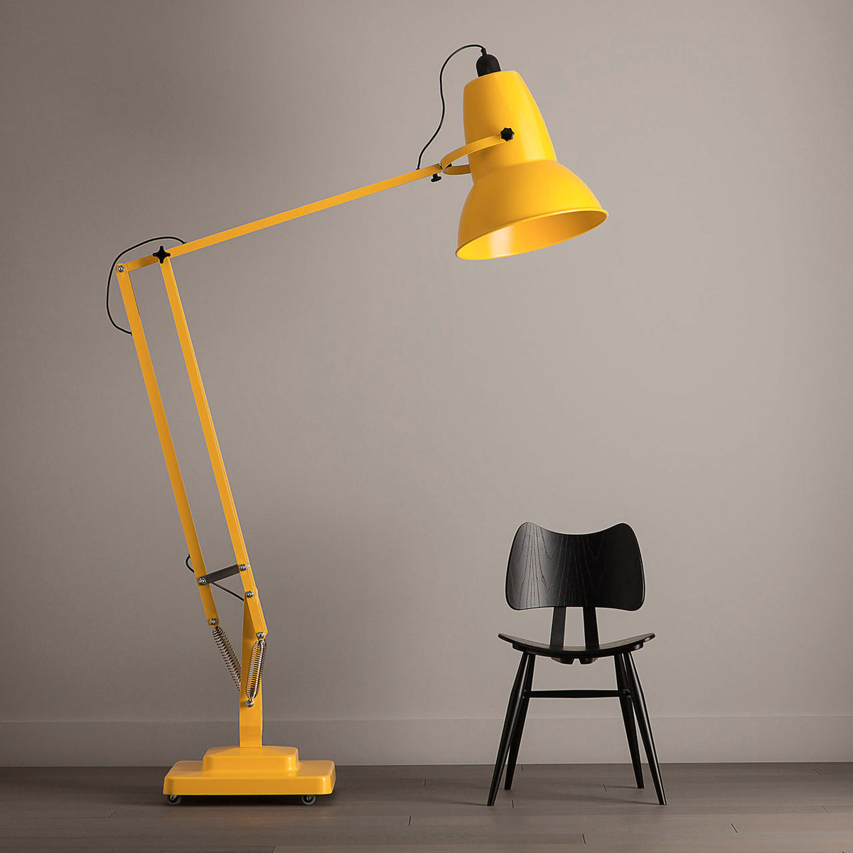 Miriselia vloerlamp