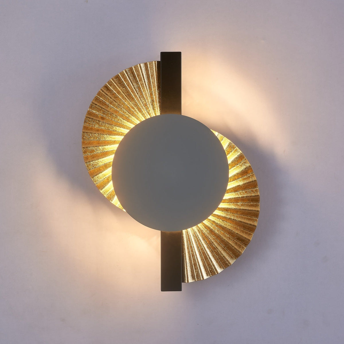 Arbordale Gouden wandlamp met Zonnestralen