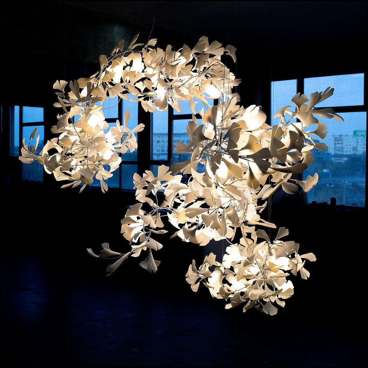 Ririxel hanglamp Gingko keramische bloemblaadjes goud