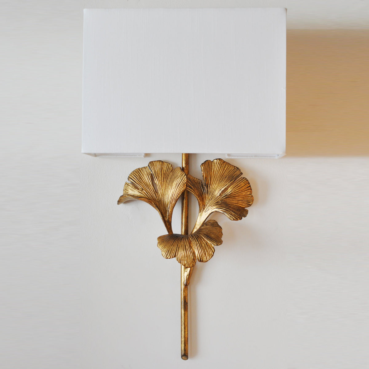 Mirelora wandlamp
