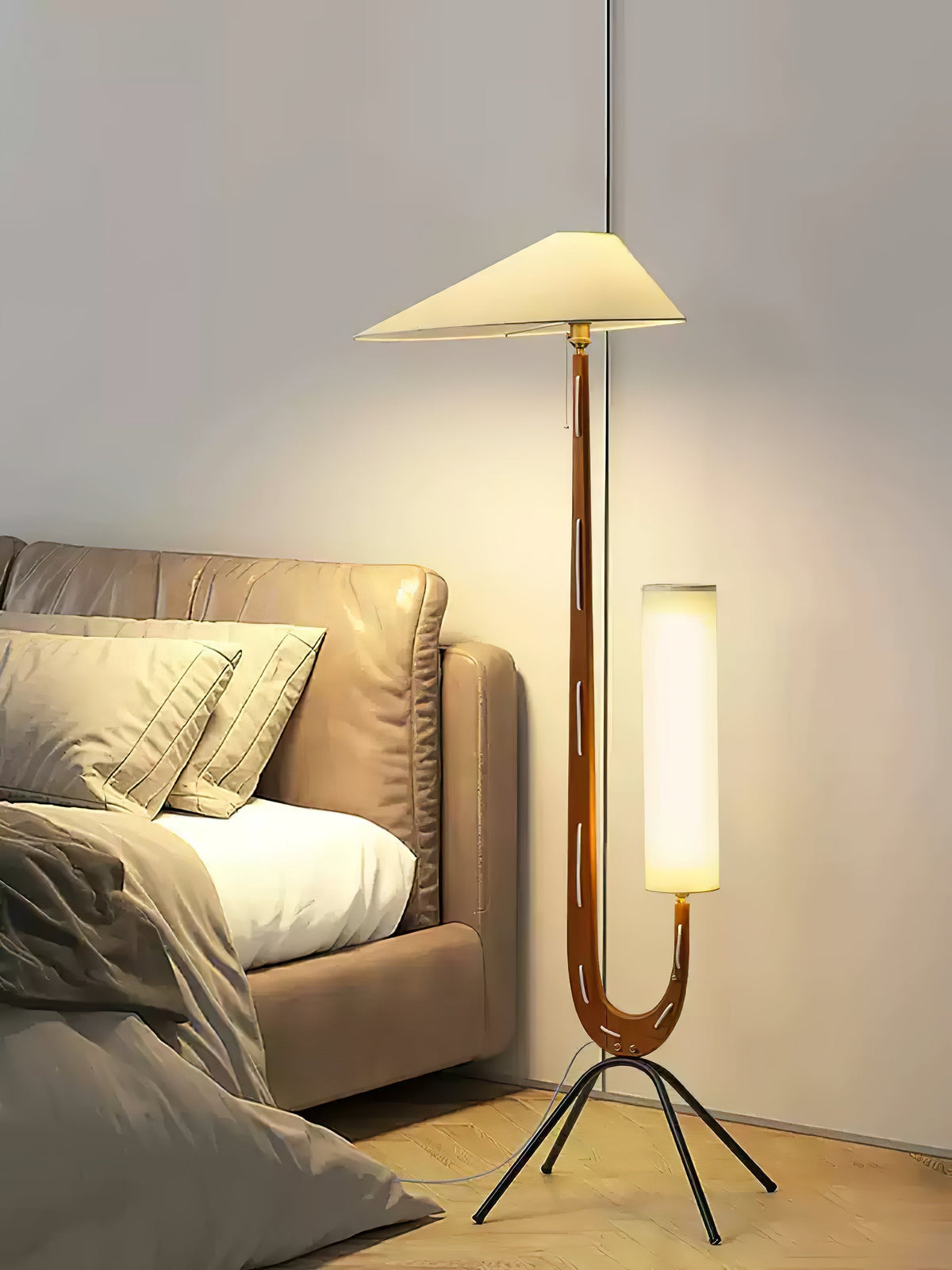 Novael vloerlamp van stof in Scandinavische stijl