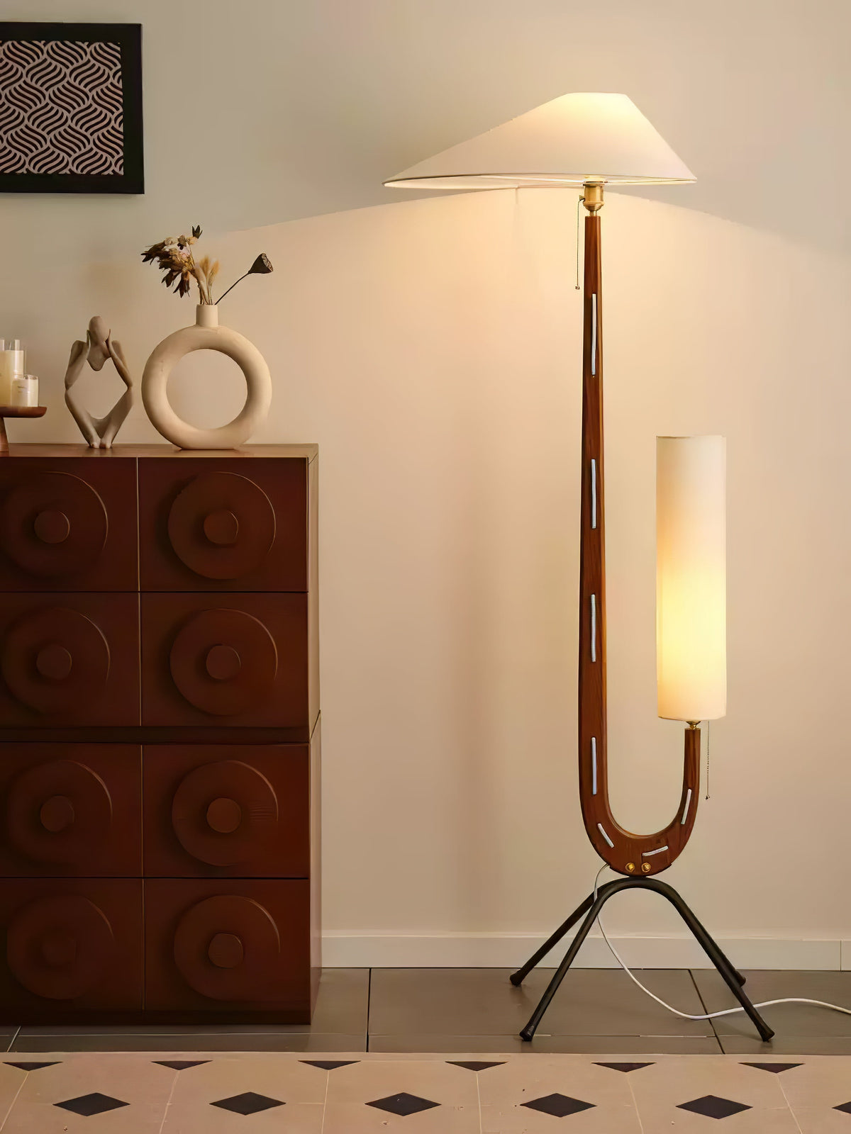 Novael vloerlamp van stof in Scandinavische stijl
