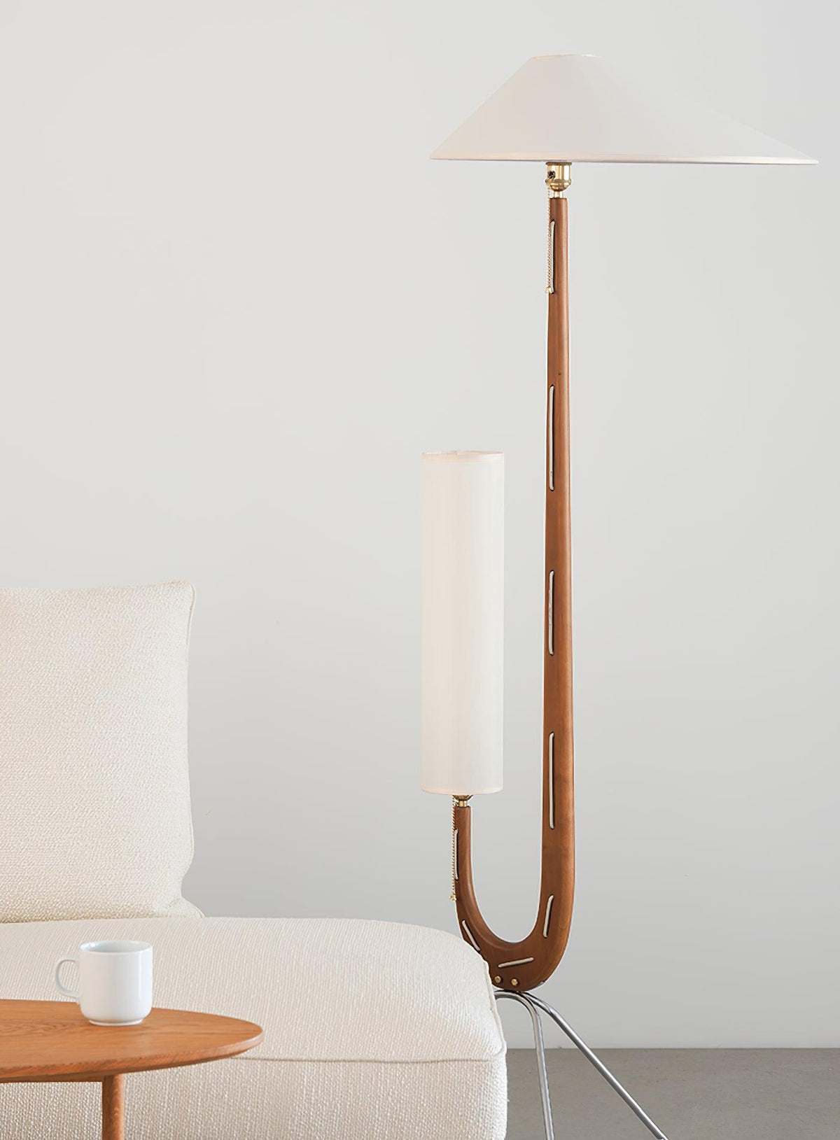 Novael vloerlamp van stof in Scandinavische stijl
