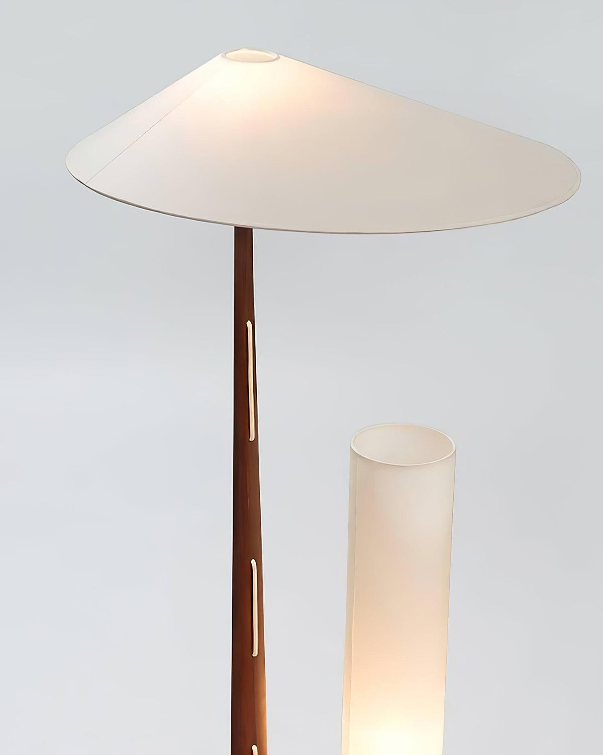 Novael vloerlamp van stof in Scandinavische stijl