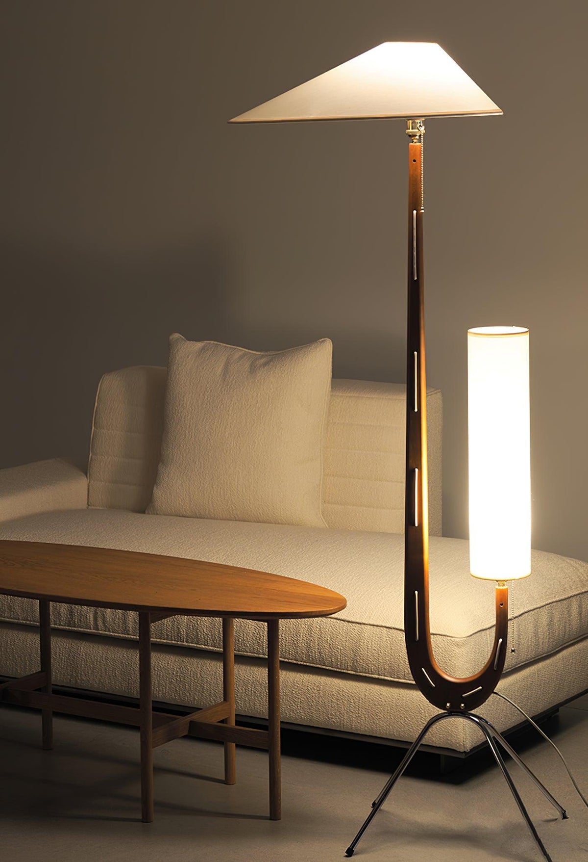 Novael vloerlamp van stof in Scandinavische stijl
