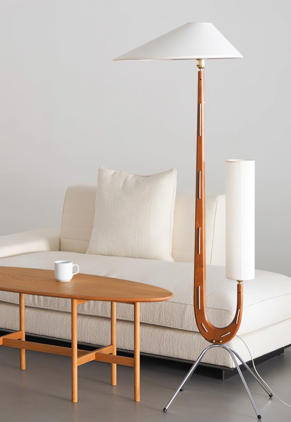 Novael vloerlamp van stof in Scandinavische stijl