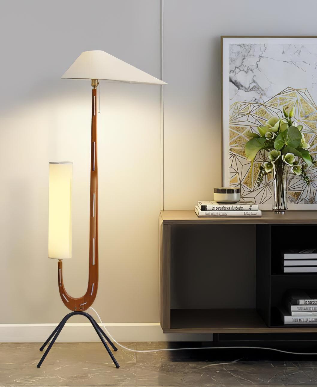Novael vloerlamp van stof in Scandinavische stijl