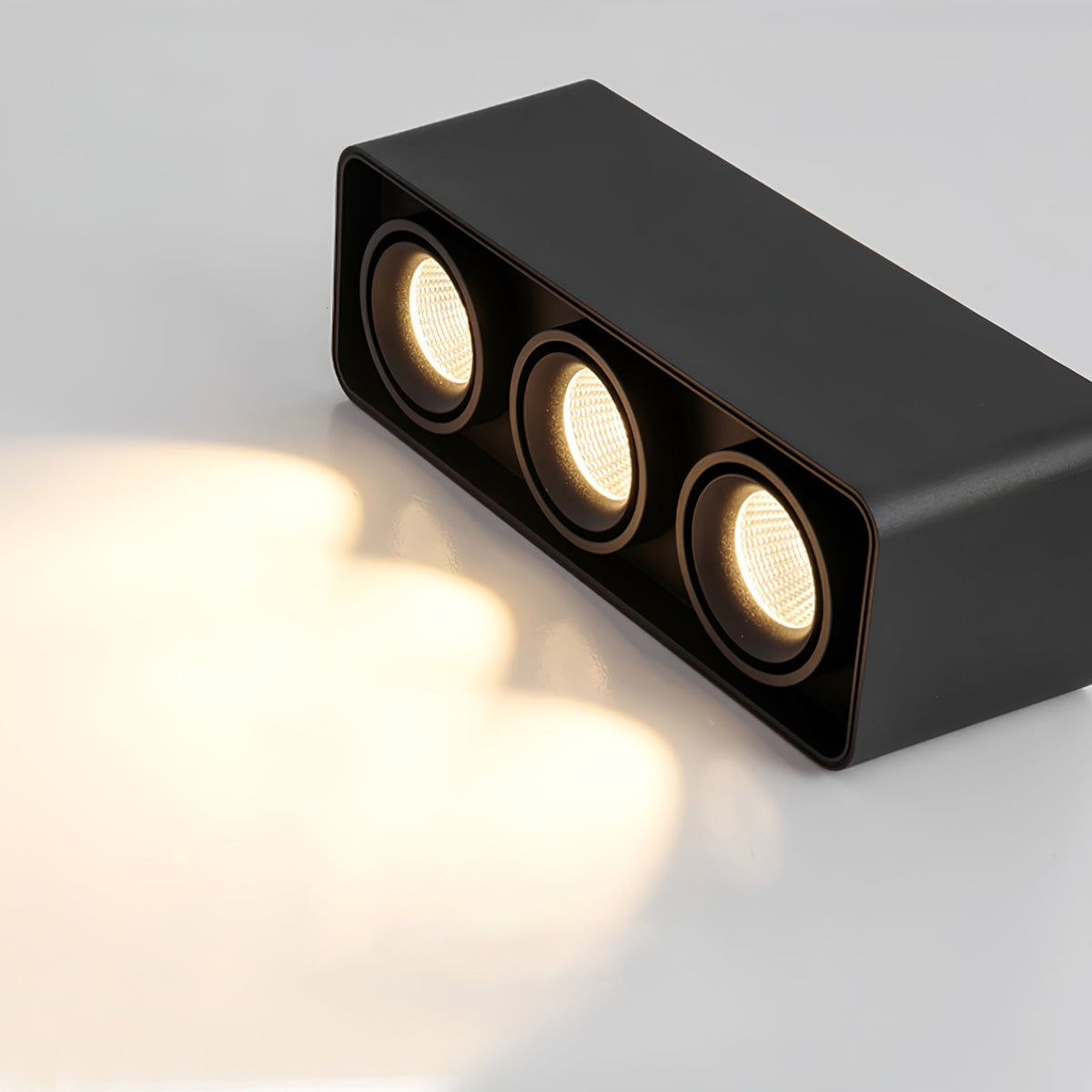 Devely Spotlight Vlakke Plafondmontage Dubbele LED Hoekige Minimalistische