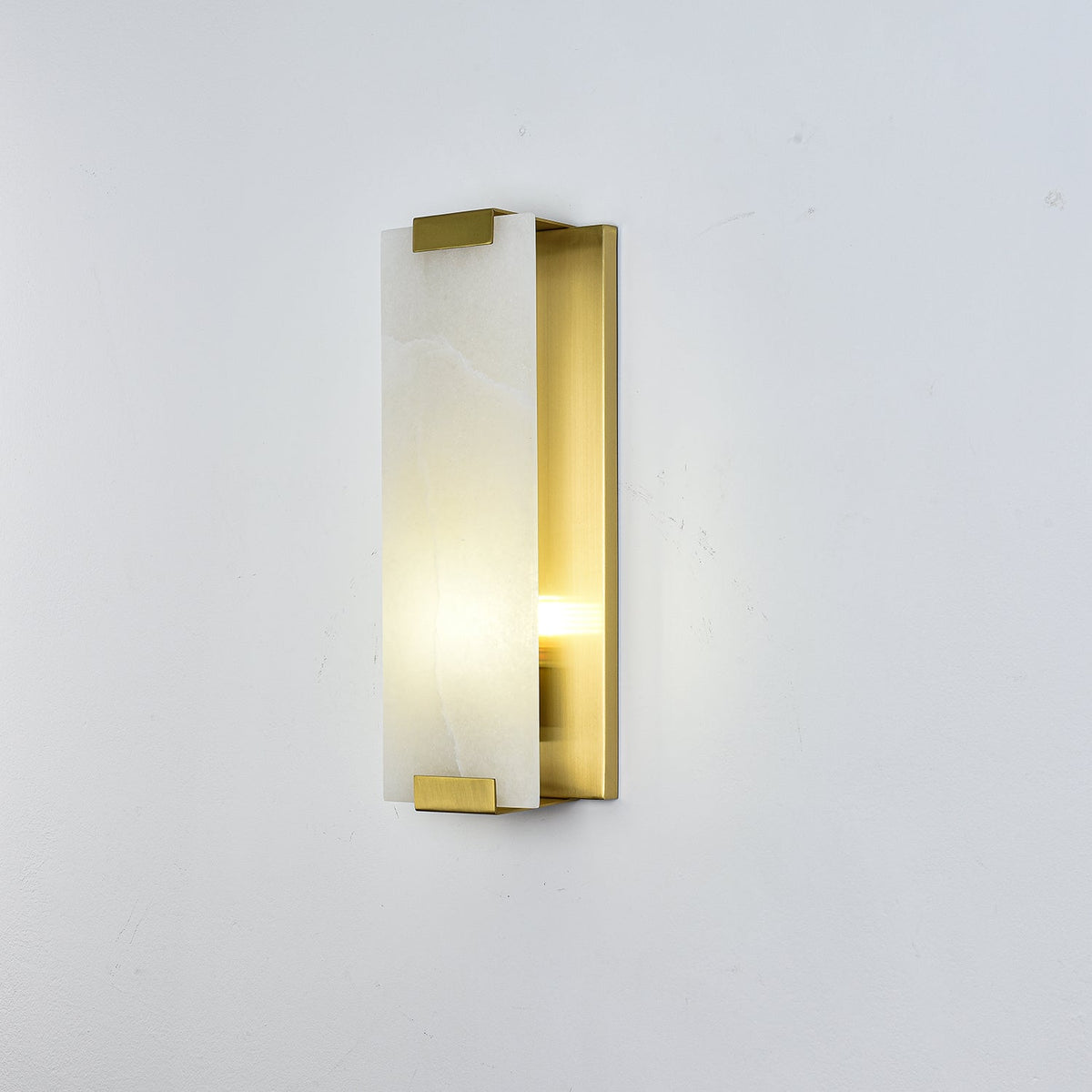Arrina rechthoekige albasten wandlamp