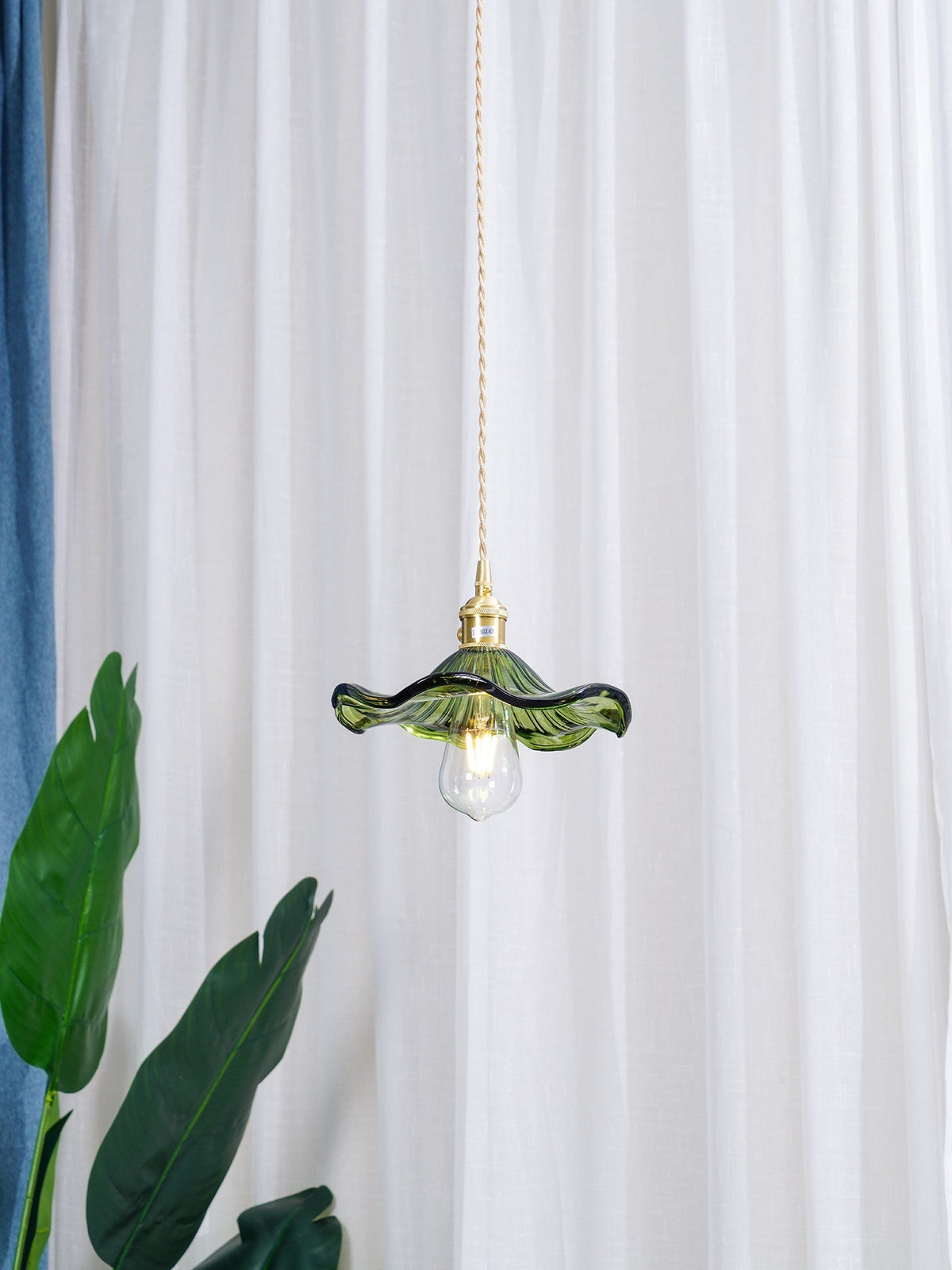 Lioralina Vintage hanglamp van messing en glas met goudkleurige afwerking en heldere kap