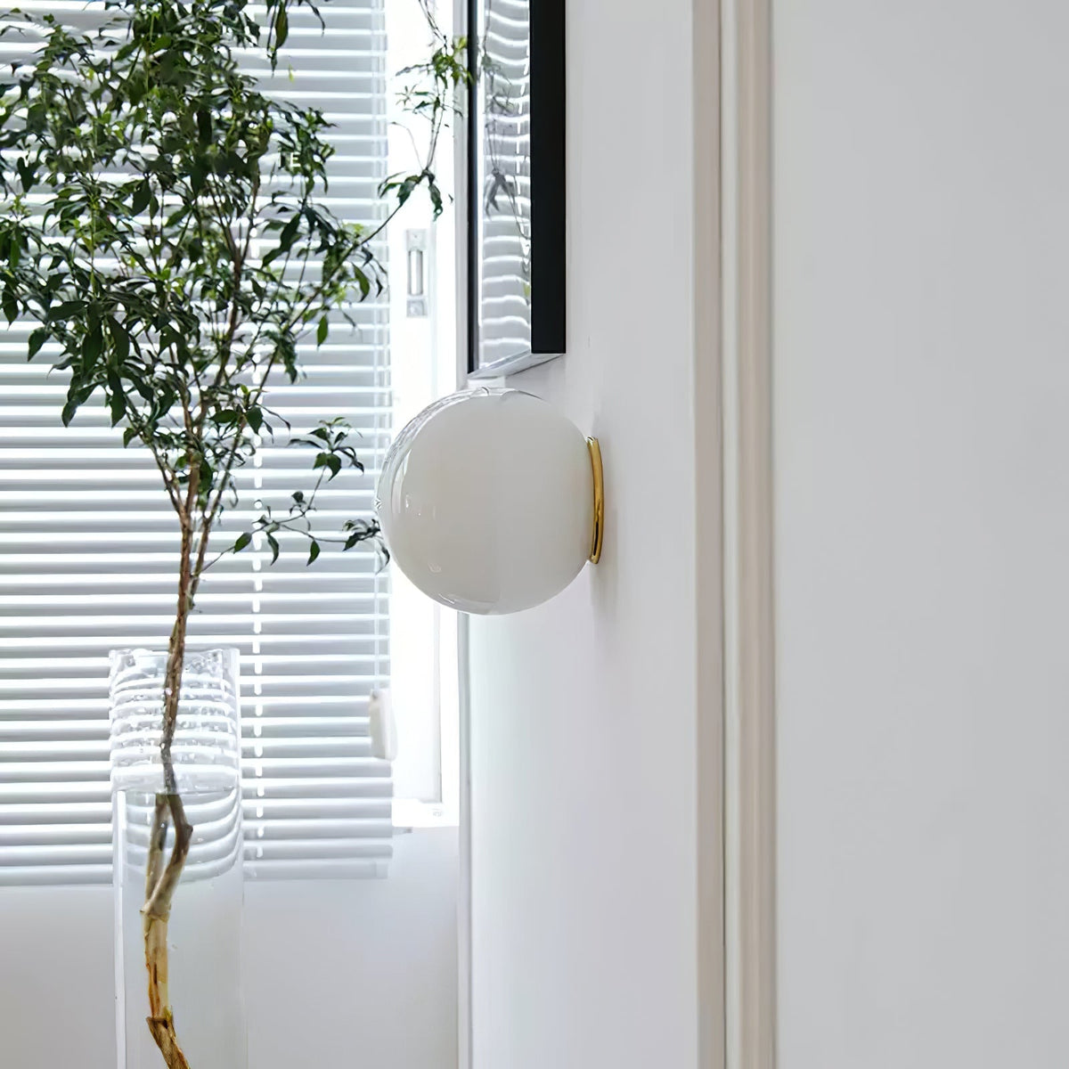 Celorira Moderne minimalistische mini-orb wandlamp van glas