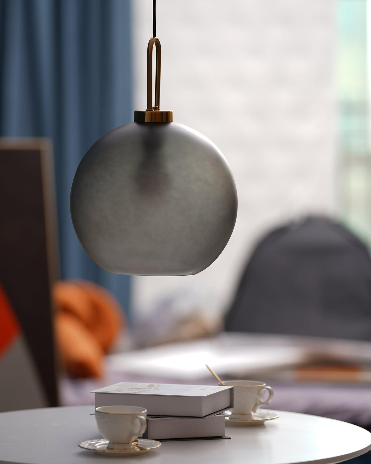 Eirisina hanglamp Pendulum met glazen kap