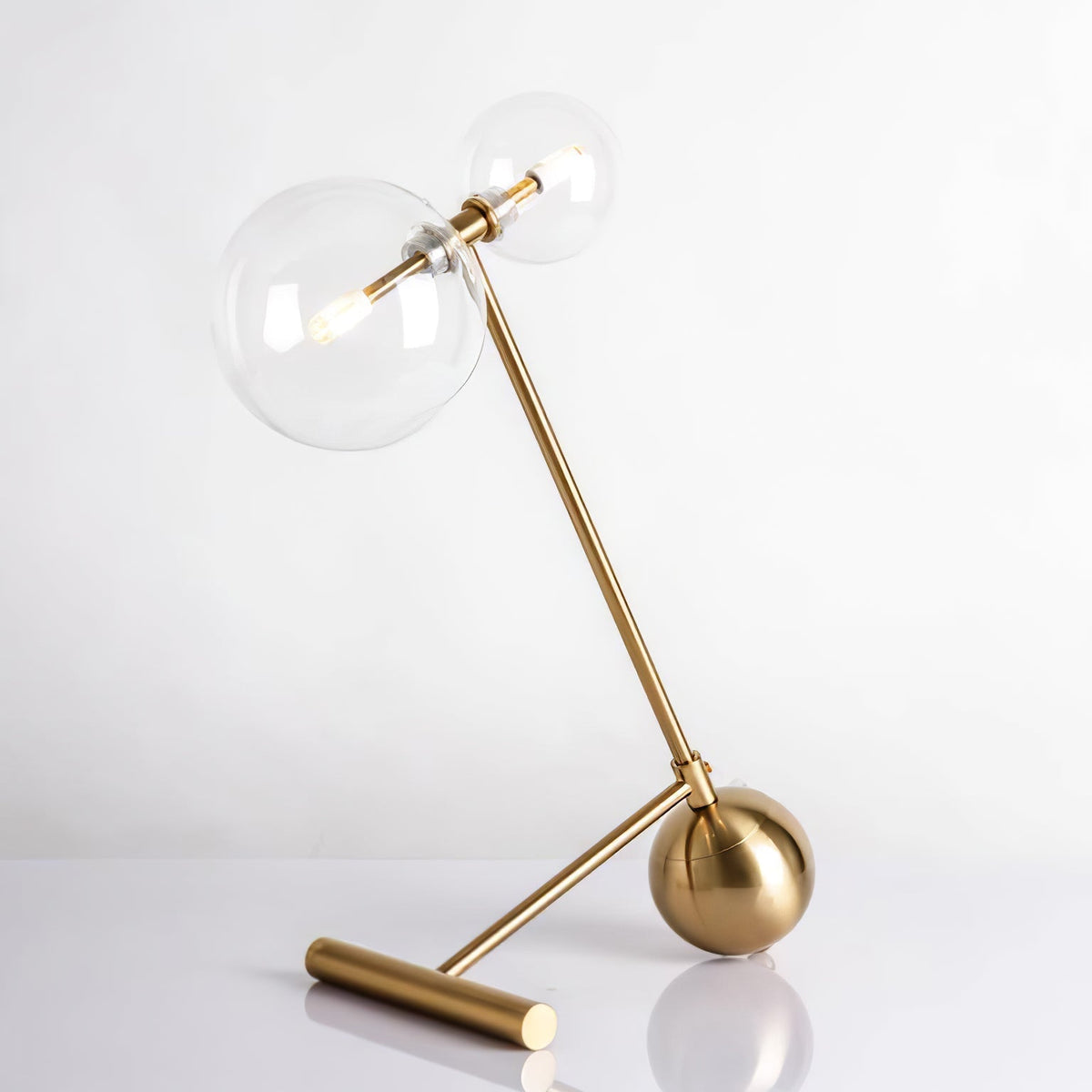 Deno moderne tafellamp