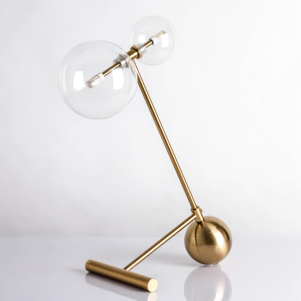 Deno moderne tafellamp