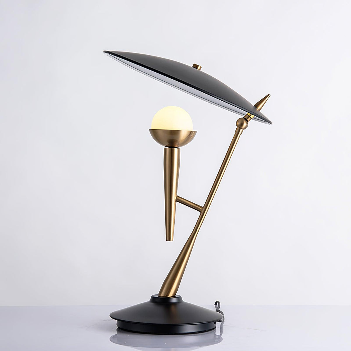 Riviella moderne tafellamp