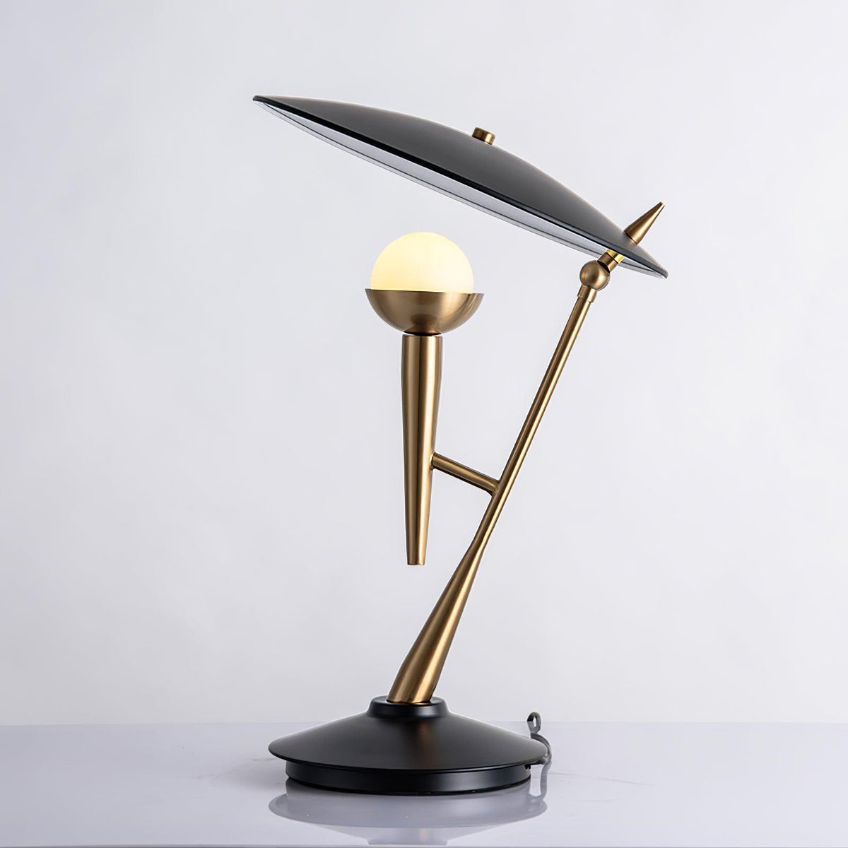 Riviella moderne tafellamp
