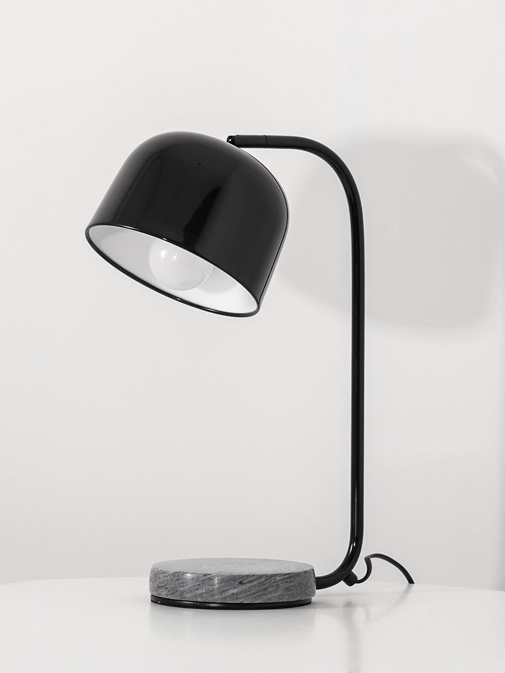 Noroora minimalistische tafellamp