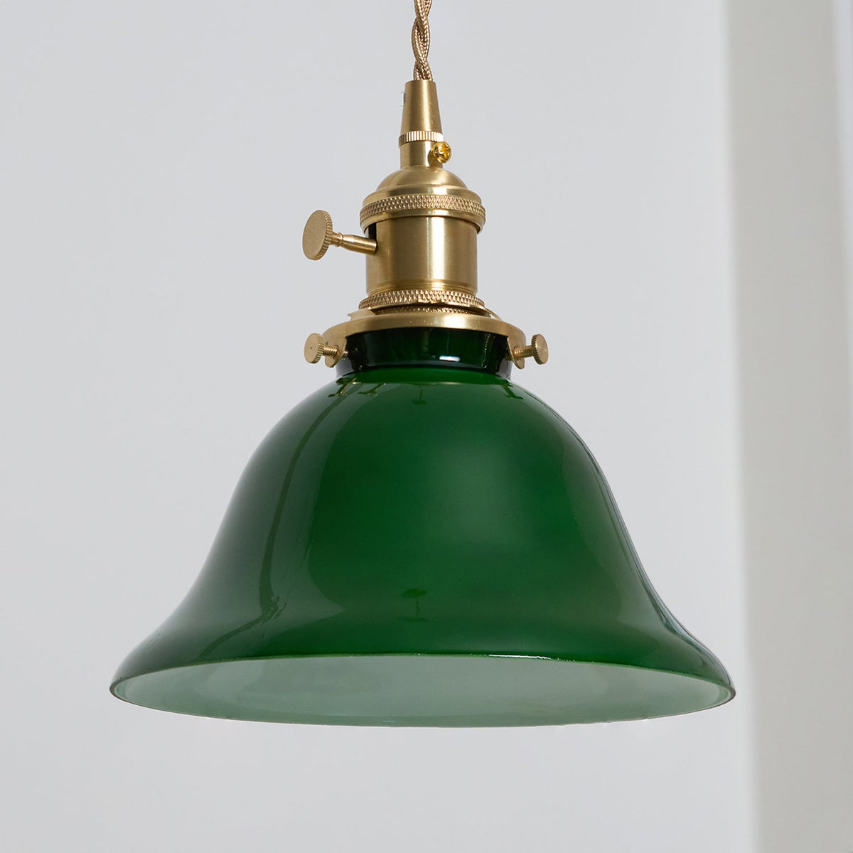 Jovanth Retro hanglamp in messing met groene afwerking