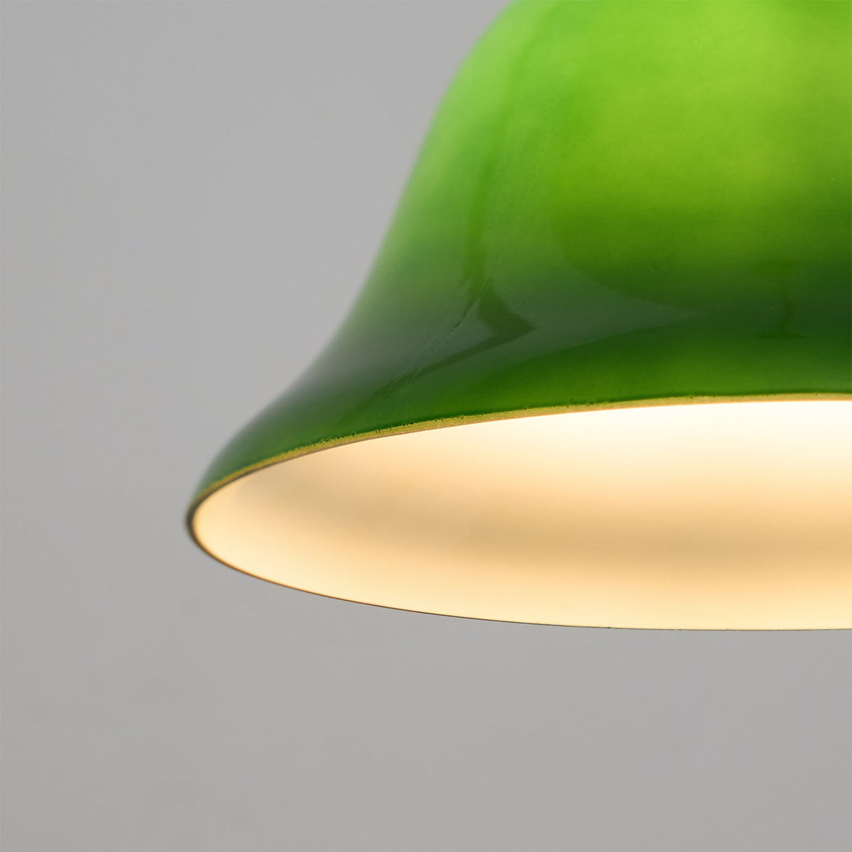 Jovanth Retro hanglamp in messing met groene afwerking