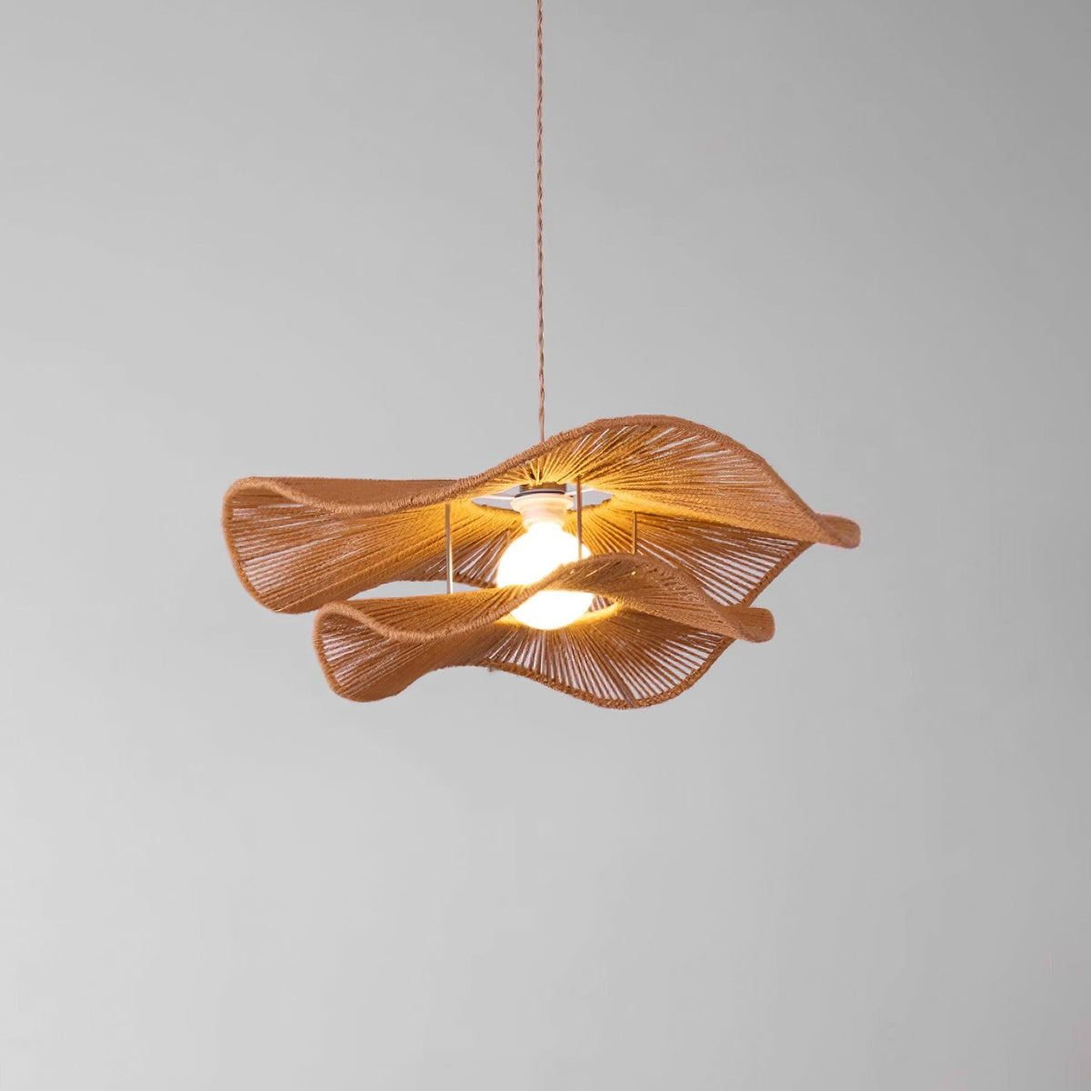 Solin Wave hanglamp van rotan