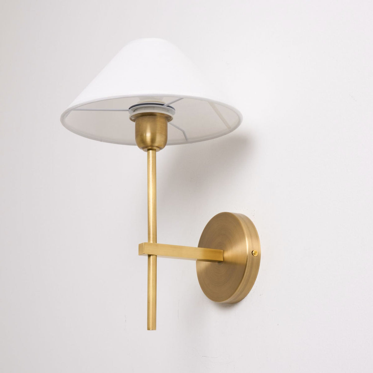 Orelisira wandlamp