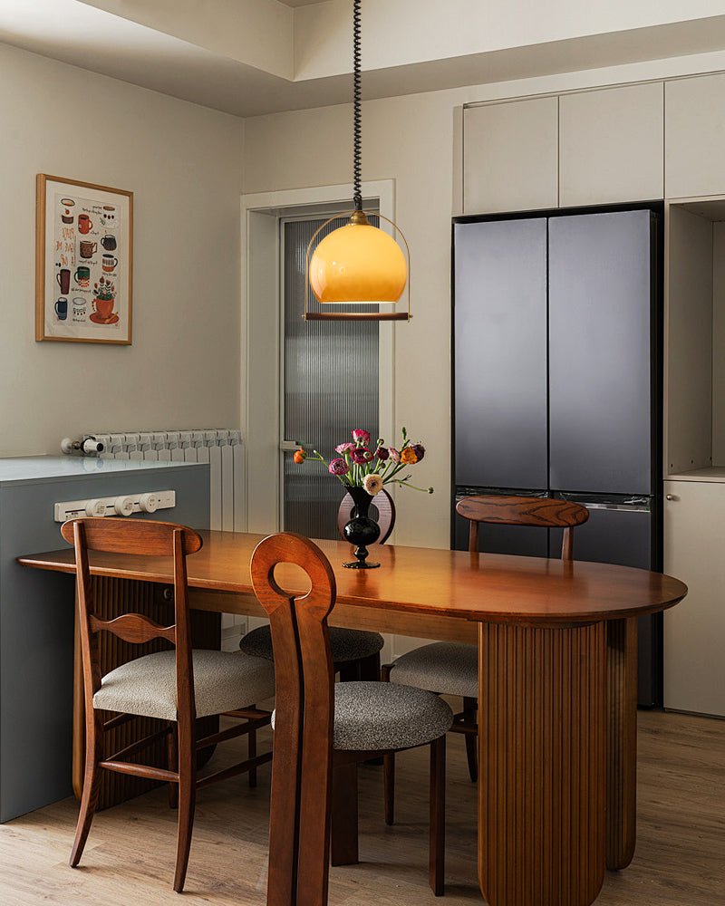 Halcyon Moderne hanglamp van hout met minimalistische boog