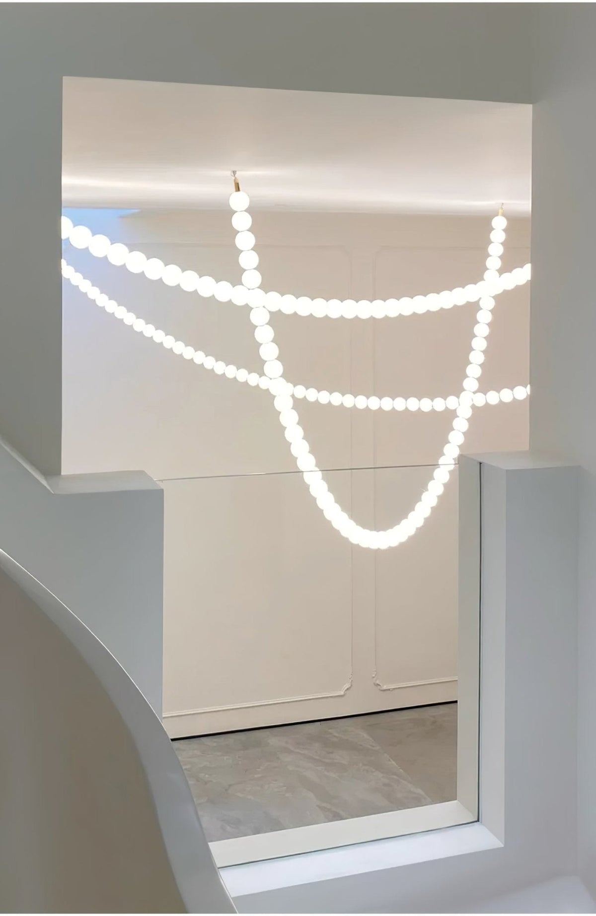 PearlCascade kroonluchter van glasparels
