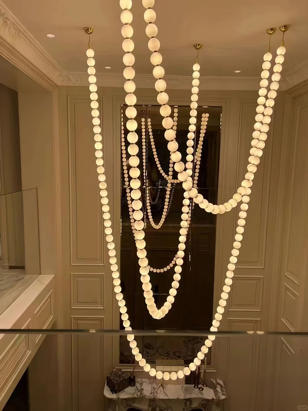 PearlCascade kroonluchter van glasparels