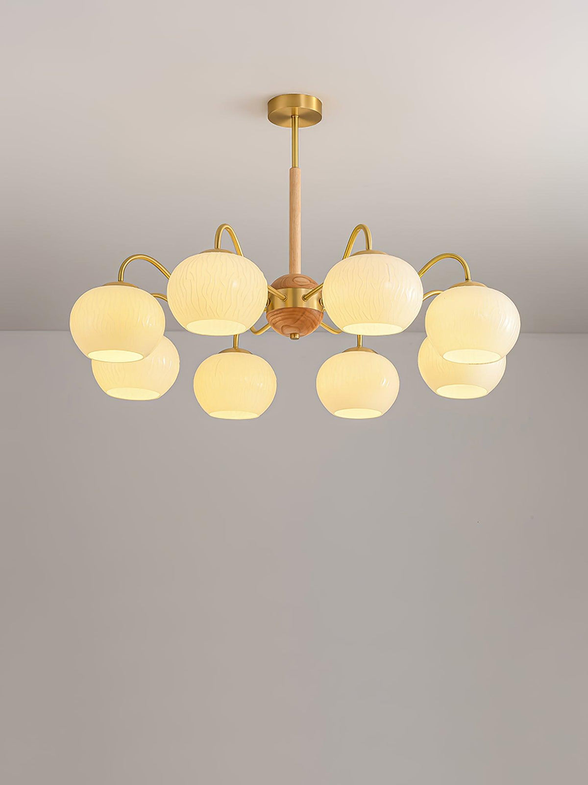 Elyra elegante kroonluchter met houten accenten
