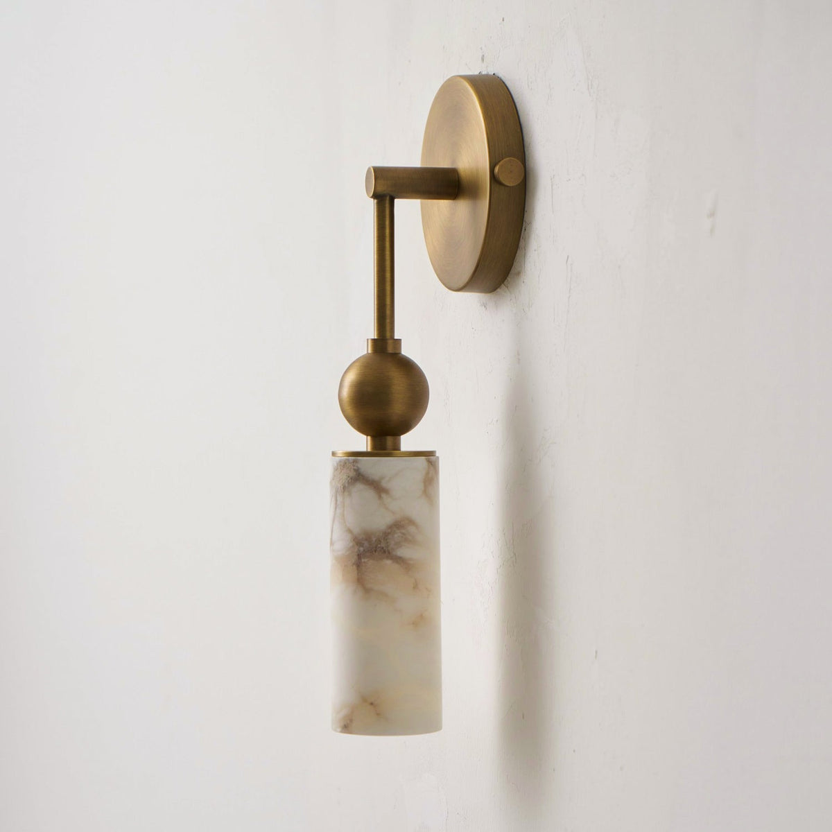 Alvire albasten wandlamp