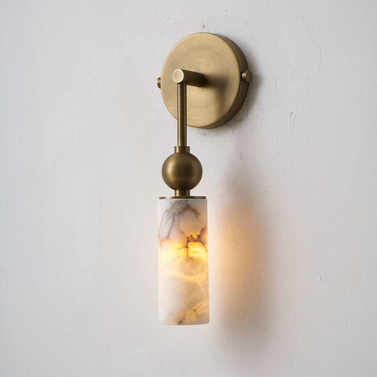 Alvire albasten wandlamp