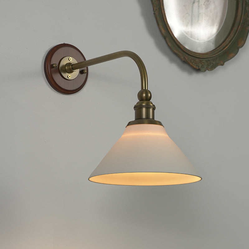 Liorivenne wandlamp