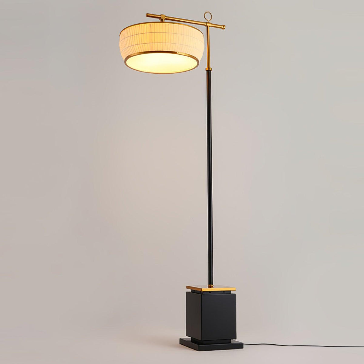 Socor moderne vloerlamp met stoffen kap