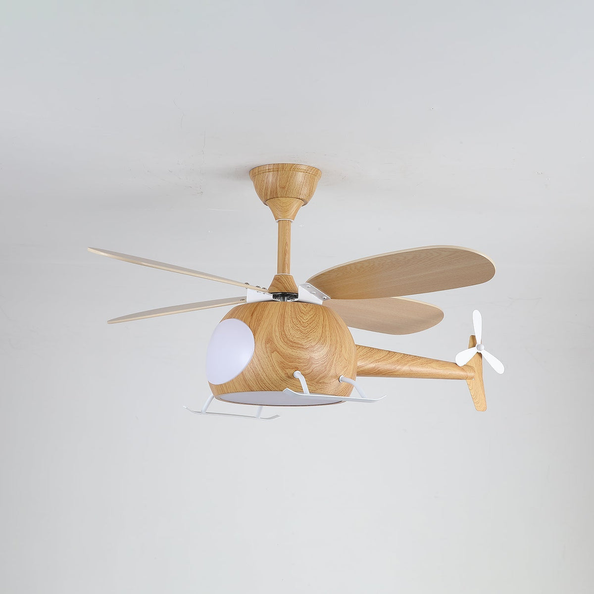 Aviara Moderne plafondventilator met verlichting van walnoothout voor kinderen