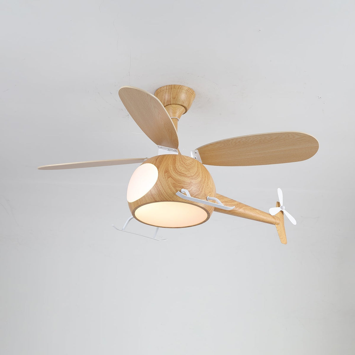 Aviara Moderne plafondventilator met verlichting van walnoothout voor kinderen
