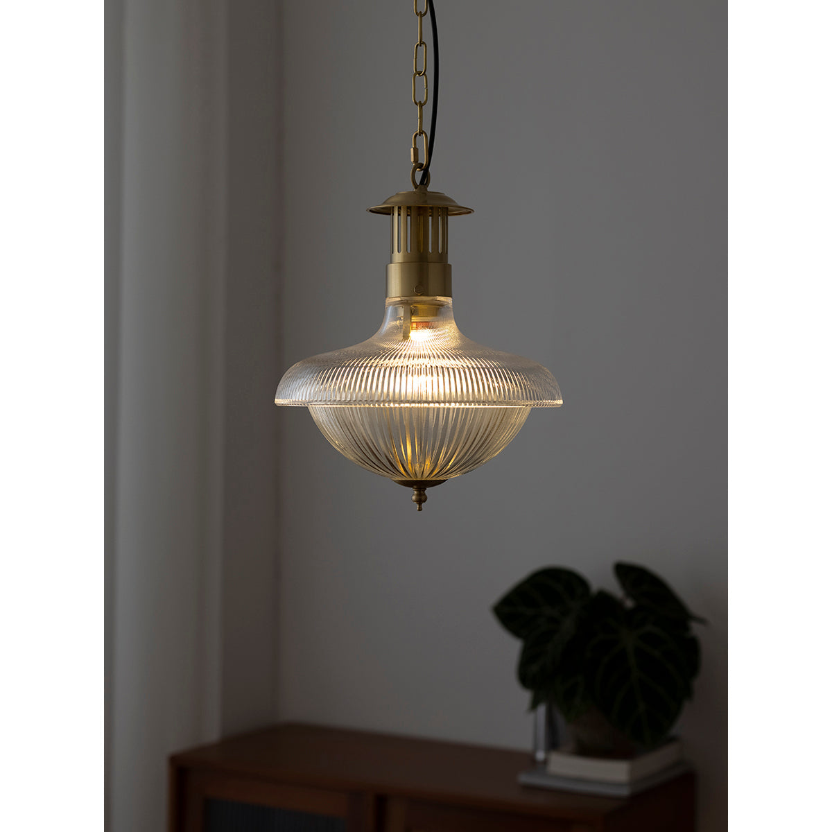 Velenora hanglamp van goudkleurig met helder