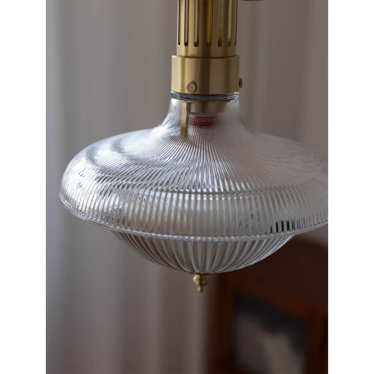 Velenora hanglamp van goudkleurig met helder