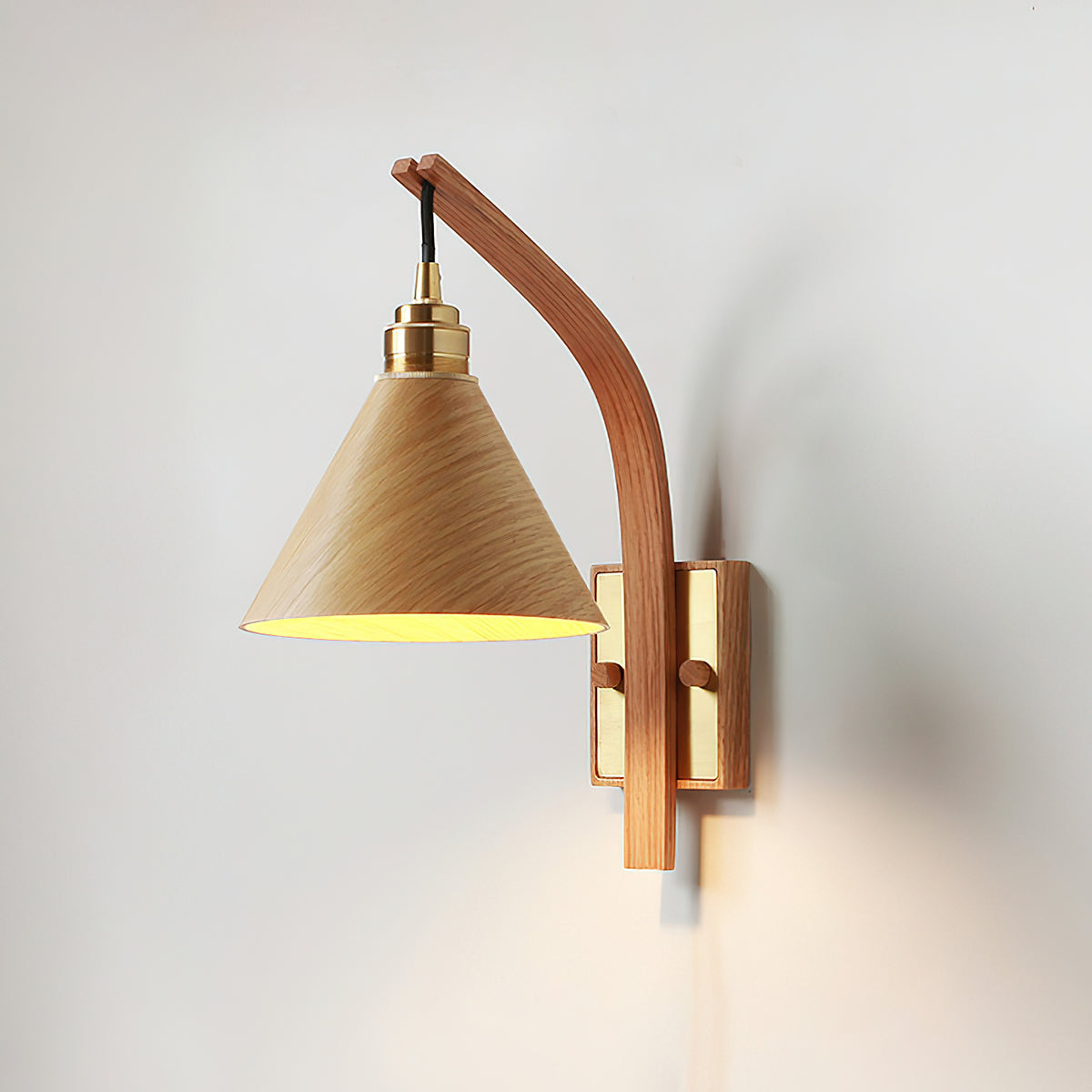 Cirisiella Arc wandlamp