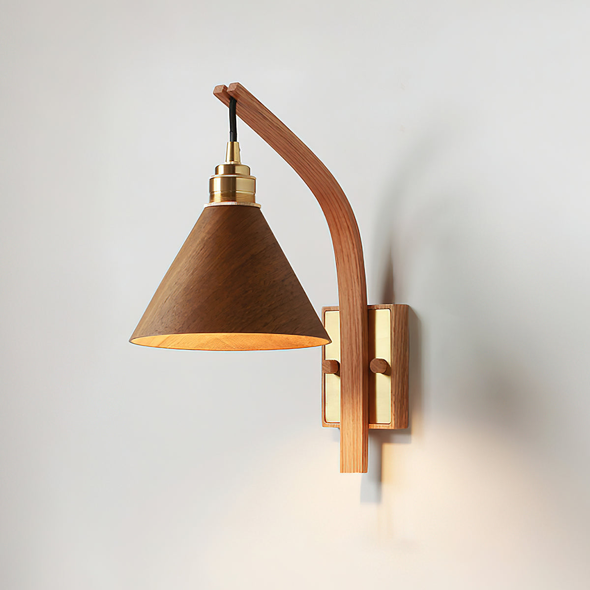 Cirisiella Arc wandlamp
