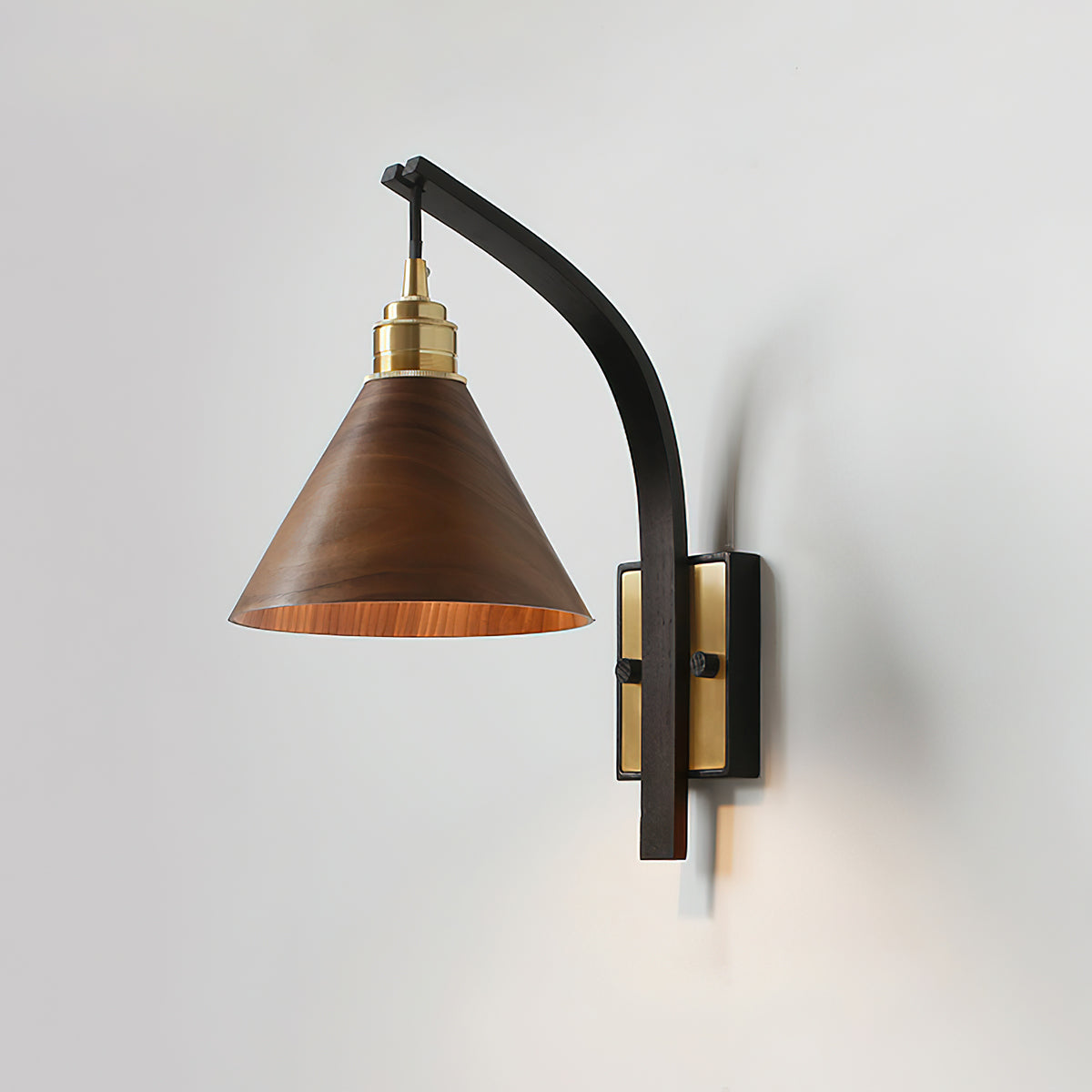 Cirisiella Arc wandlamp