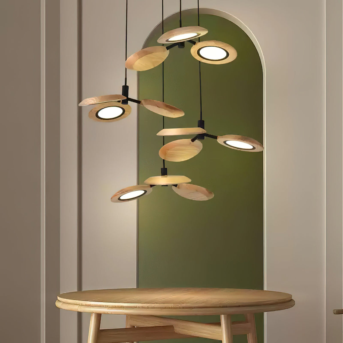 Alnoraris hanglamp met drie lagen van houten schijven