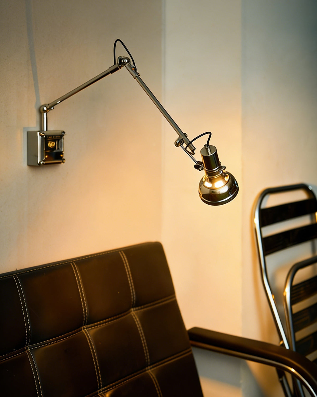 Liororenne wandlamp