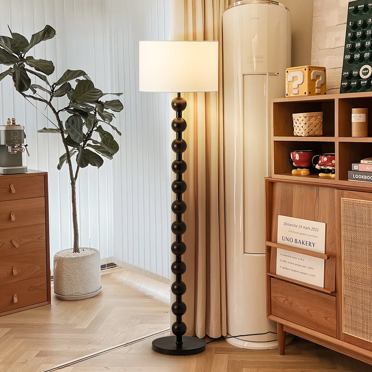 Paston houten vloerlamp met stoffen kap