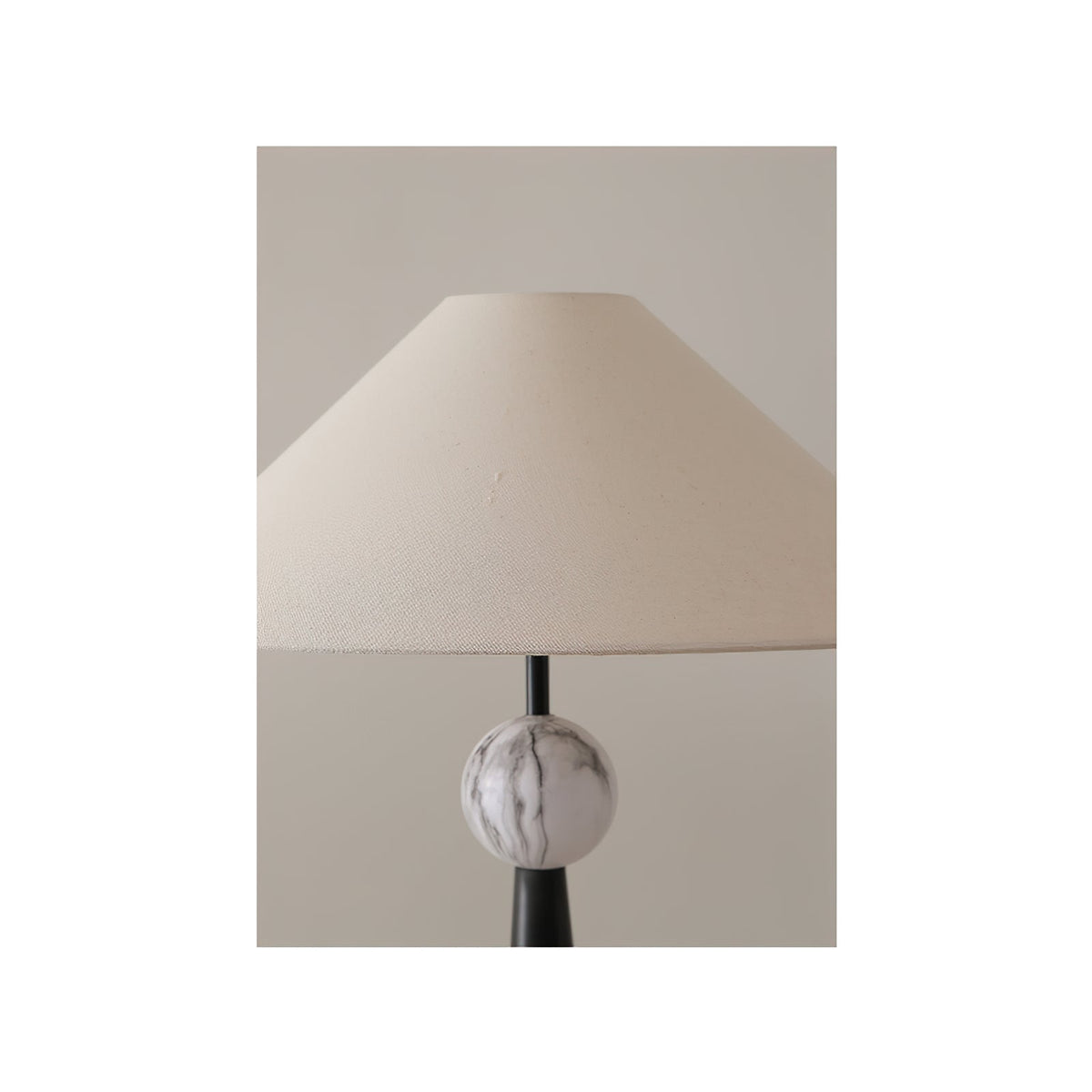 Elaaraine vloerlamp