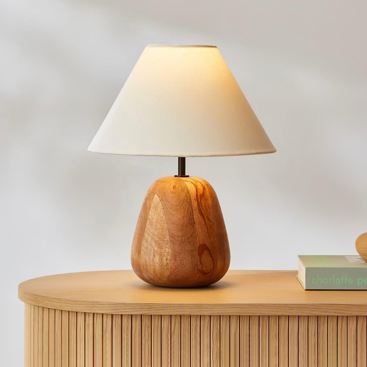Syloraya moderne tafellamp van hout