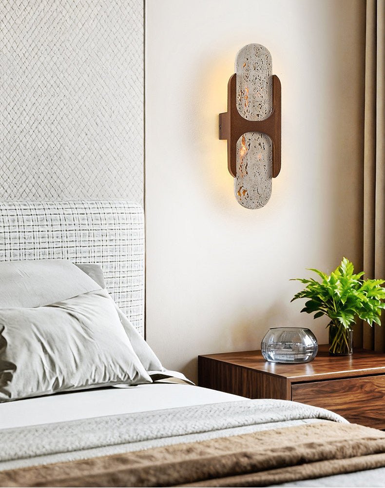 Valarise wandlamp met Geel travertin en Walnoot