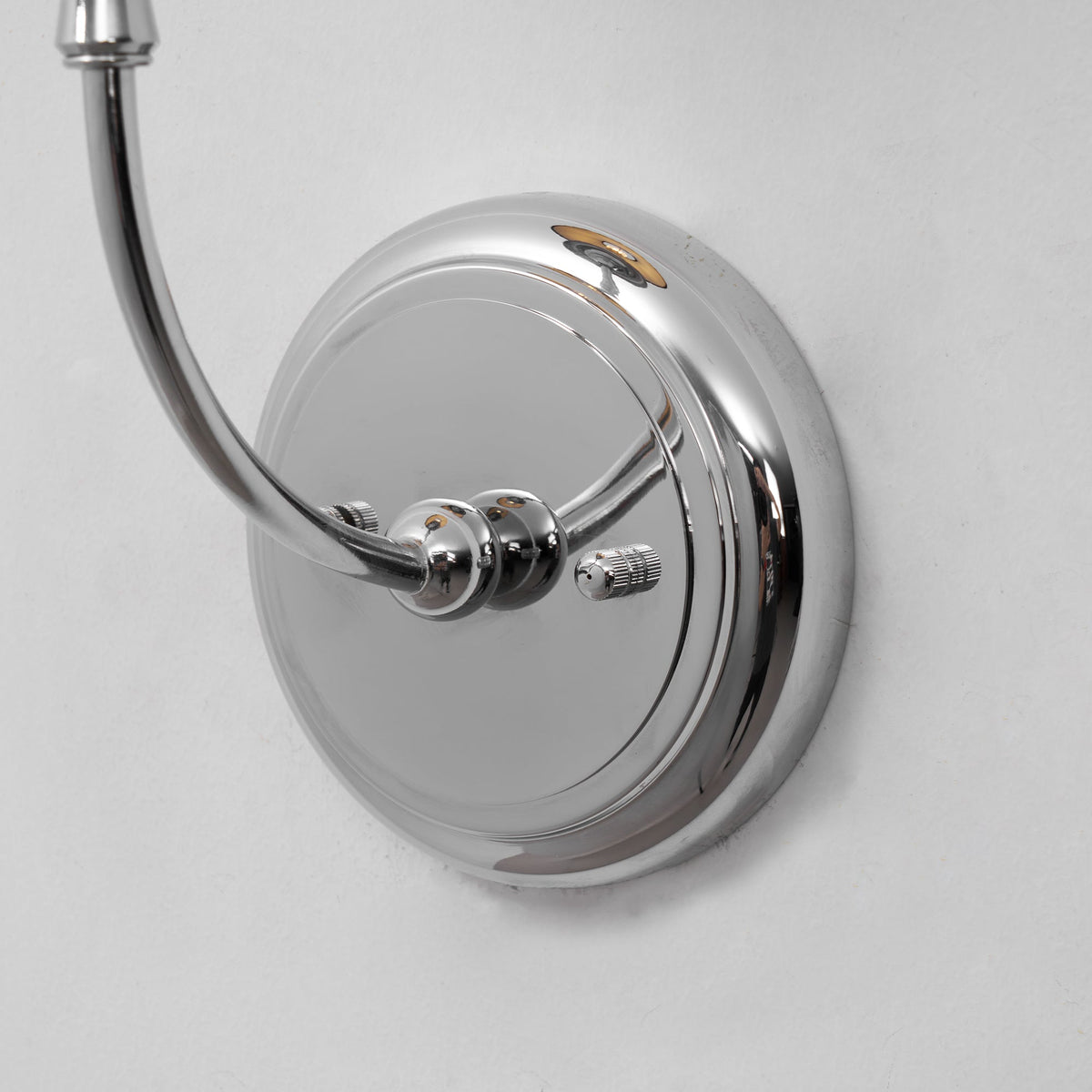 Viraarine wandlamp