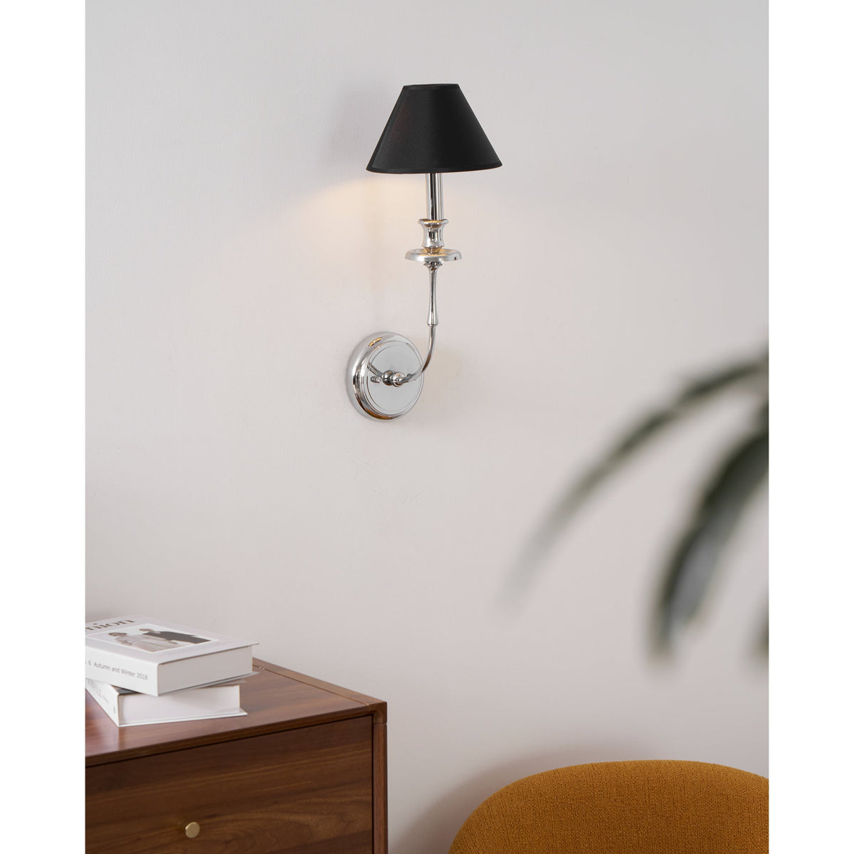 Viraarine wandlamp