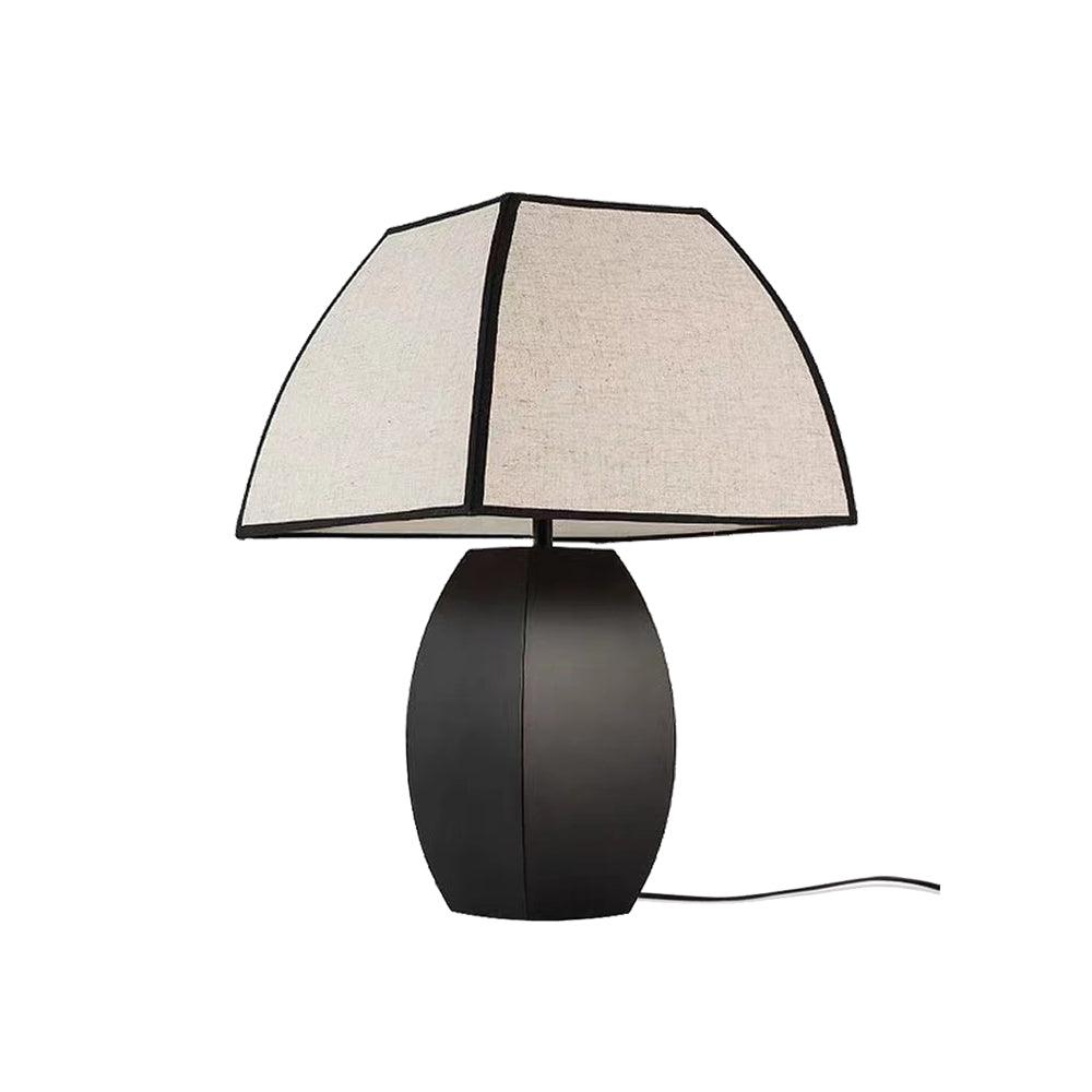 Alux Minimalistische tafellamp van textiel